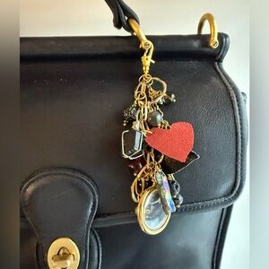 ✨ Handmade Gemstone & Mixed Metal Bag Charm ✨
Gold & Gunmetal | One of a Kind